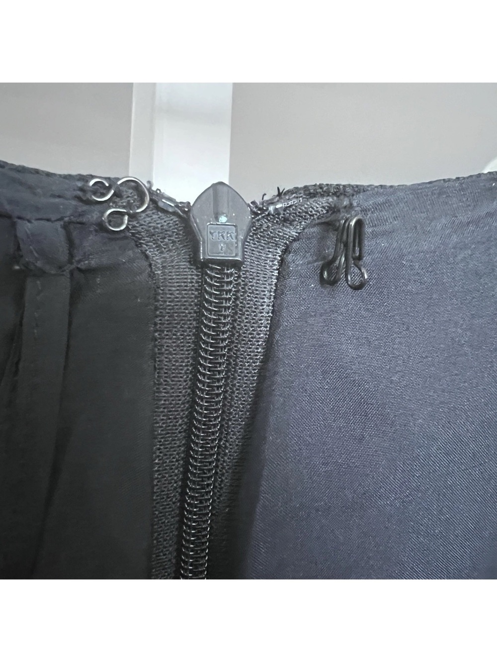 VTG Chanel Straight Leg ‘CC’ Trousers Navy SZ 38 Crepe Office Old Money Classic - Picture 12 of 15